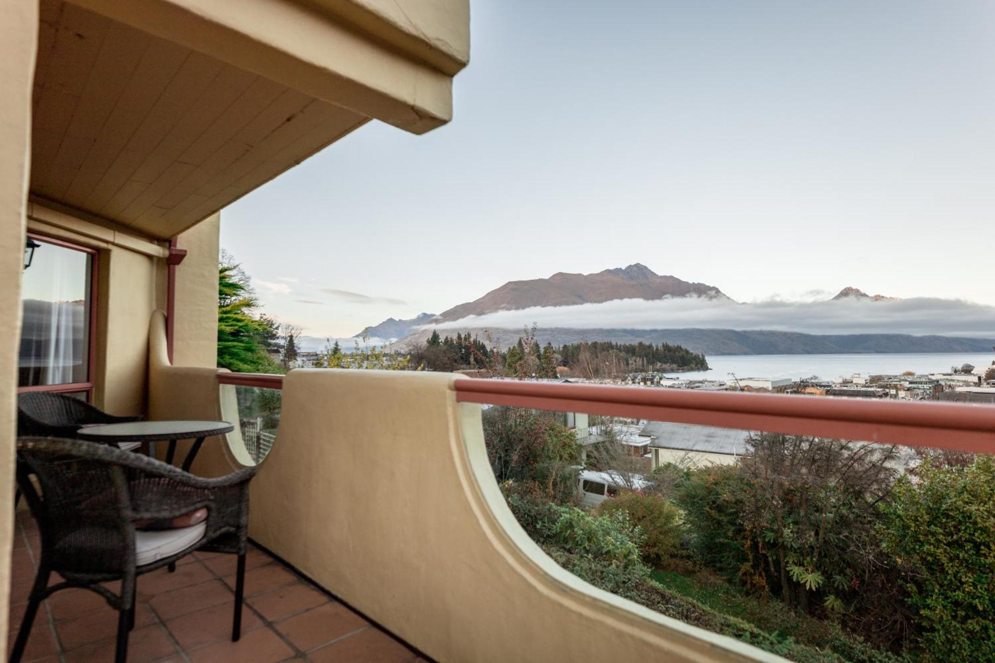 Magnificent Apartment With Great Views! ควีนส์ทาวน์ ภายนอก รูปภาพ
